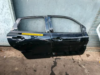 Toyota starlet front and back rear right door