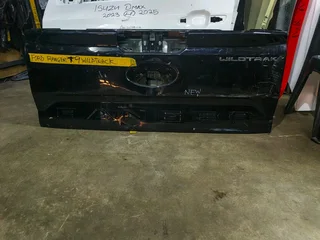 FORD RANGER 9 WILDTRACK TAILGATE taillight