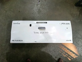 TOYOTA HILUX D4d tailgate