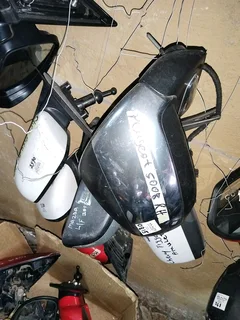 Peugeot 5008 side mirror