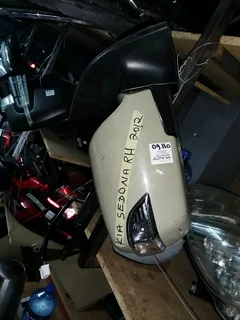 Kia sedona side mirror