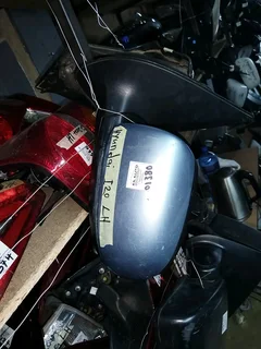Hyundai I20 side mirror