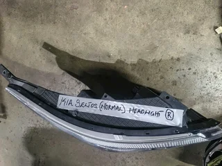 Kia seltos headlight