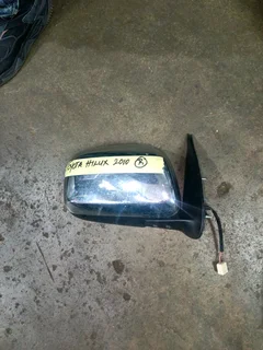 Toyota Hilux 2010 Side Mirror