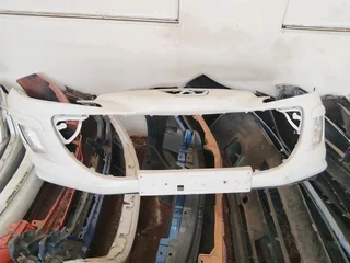Peugeot 308. Bumper