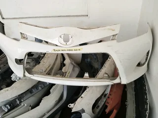 Toyota Yaris Hybrid 2013-14 Bumper
