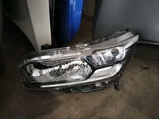 Honda amaze headlight