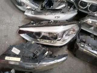 BMW X4 headlight