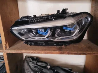 BMW X7 G07 headlight