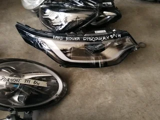 Land rover discovery 5 headlight