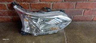 Toyota avaza headlight