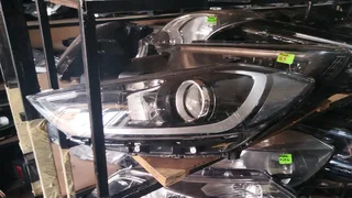 Hyundai elentra headlight