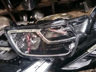 Renault duster headlight
