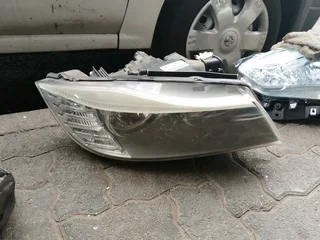 BMW E90 Facelift normal headlight