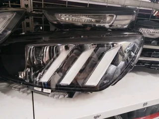 Peugeot 2008 headlight