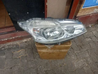 Peugeot 208 headlight