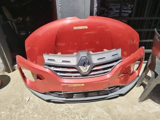 Renault kwid bumper and bonnet