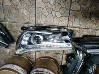 Toyota hillux Gd6 xenon headlight