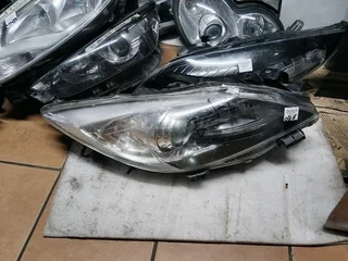 Mazda 3 headlight