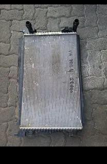 VW polo 9 Sedan radiator