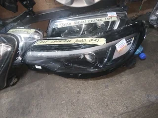 Jeep Cherokee 2022 Headlight