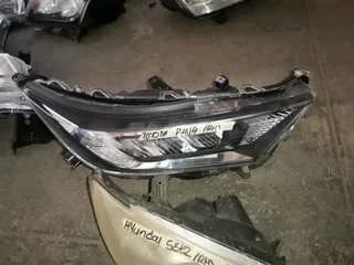 Toyota rav4 headlight