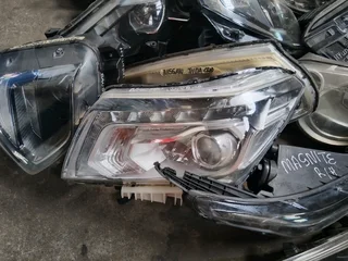 Nissan navara2 headlight xenon