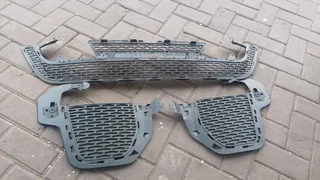 Range Rover Evoque. Grill and covers