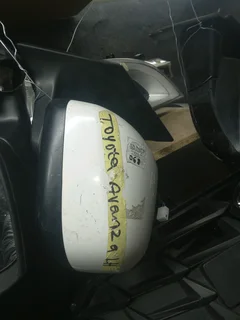 Toyota avanza side mirror