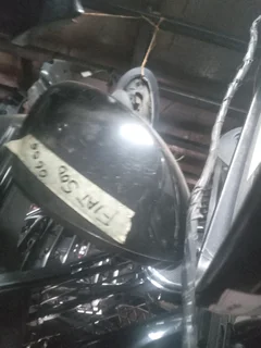 Fiat 500 side mirror