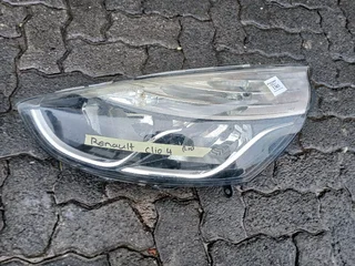 Renault Clio 4 headlight