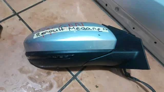 Renault Megane side mirror