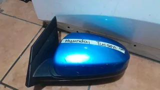 Hyundai Tucson side mirror