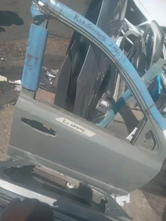 Kia Sorento door right side