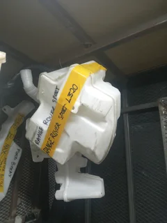 Range rover sport L320 water bottle