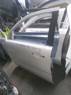 Vw Amarok 2023 door