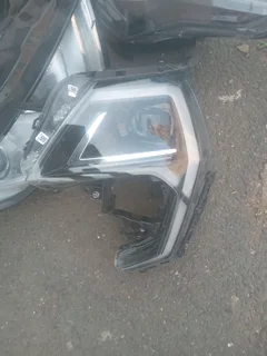 Mahindra headlight 2024