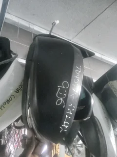 Toyota hillux gd6 side mirror