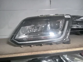 Vw Amarok headlight