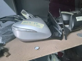 Hyundai santaffe side mirror