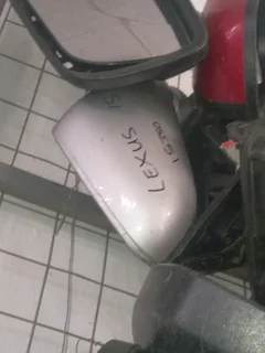 Lexus is 350 side mirror