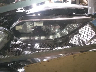 Honda vezel headlight 2014