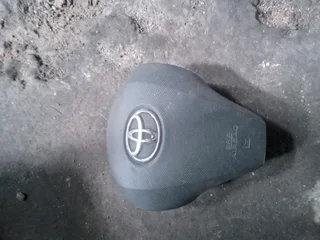Toyota yaris airbag