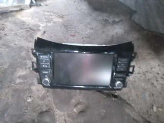 Nissan navara radio