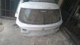 Mitsubishi ASX complete tailgate