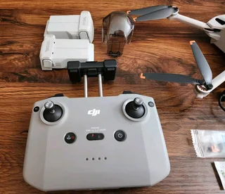DJI Mini 4 Pro Drone (DJI RC-N2) R9,750