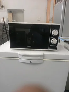 BUYING BROKEN AND WORKING ELECTRONICS