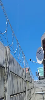 Razor wire installation