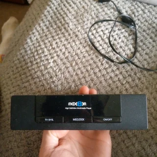 Mede8er multimedia player