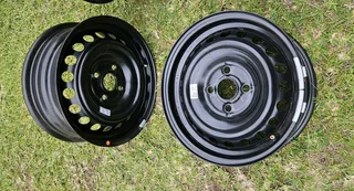14inch HYUNDAI STEEL RIMS ** BRAND NEW ** 4/100